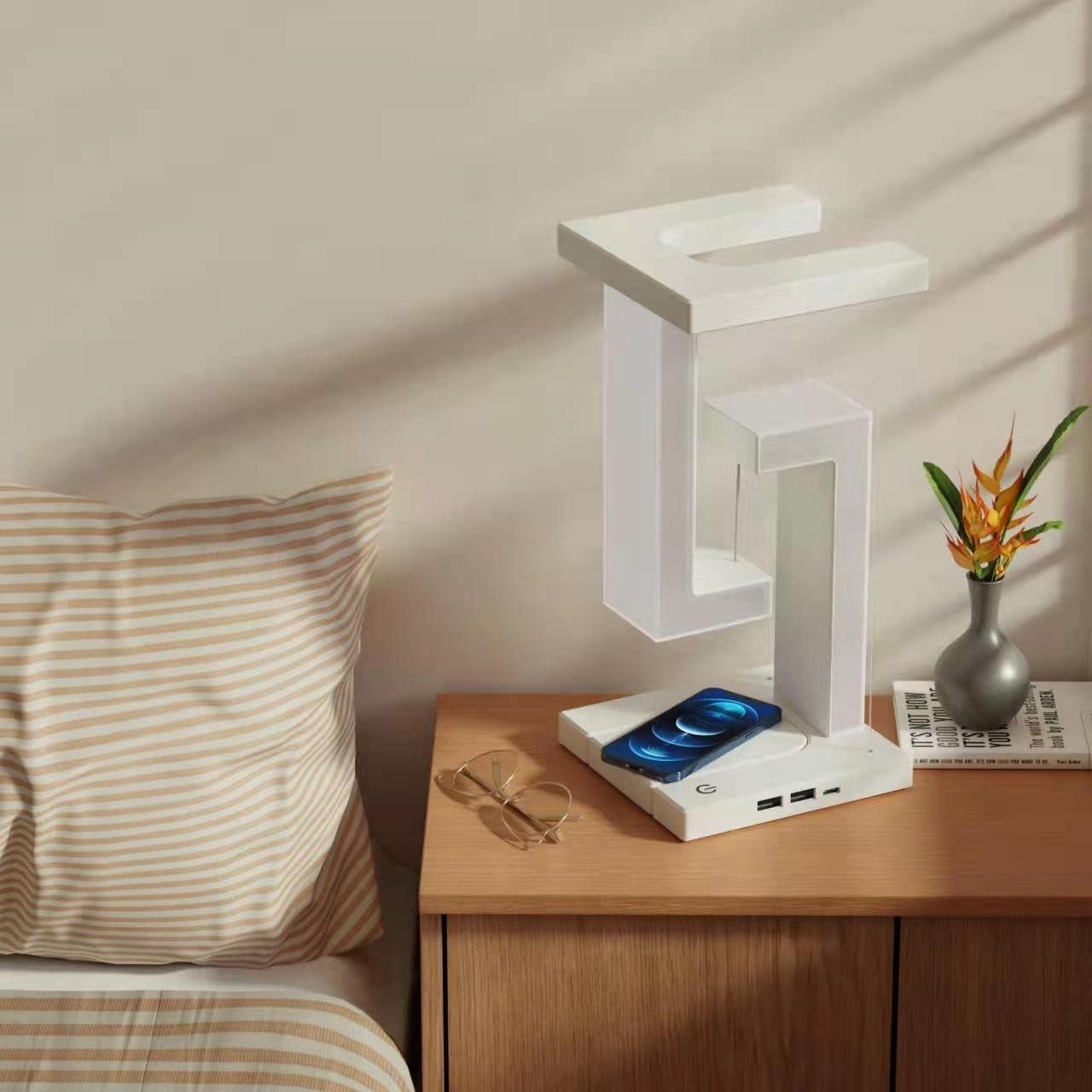 Smart Floating Balance Lamp – Creative Smartphone Wireless Charging Suspension Table Lamp for Home & Bedroom